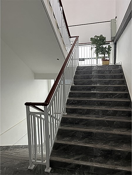 樓（lóu）梯扶手